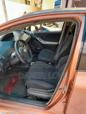 Toyota Vitz 2010 Brown