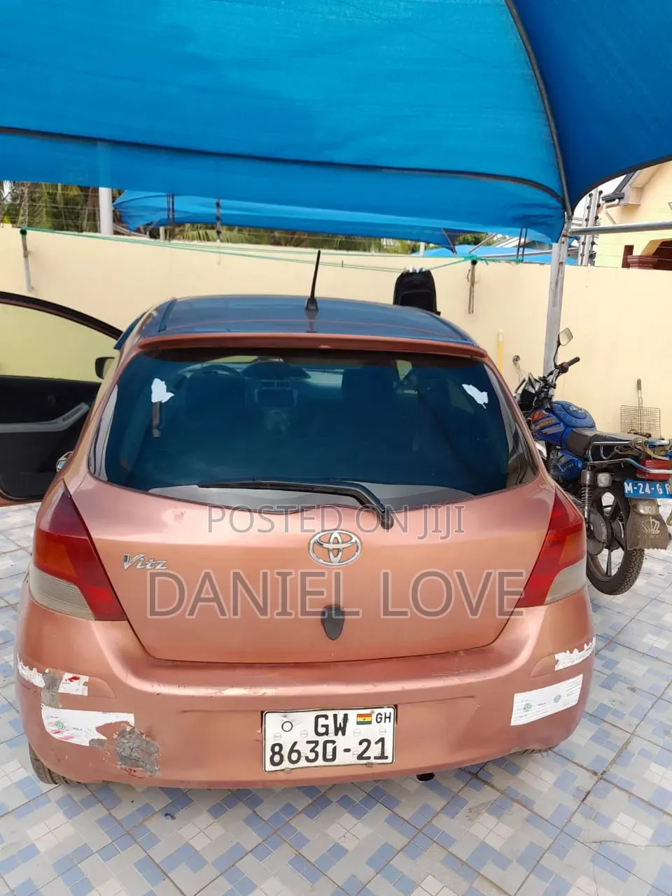 Toyota Vitz 2010 Brown
