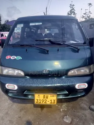Hyundai H-100 2000 Green
