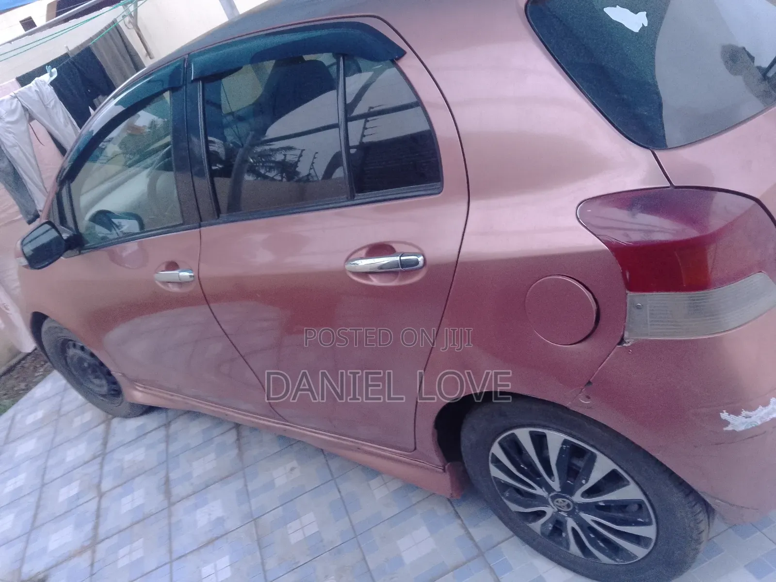 Toyota Vitz 2010 Brown