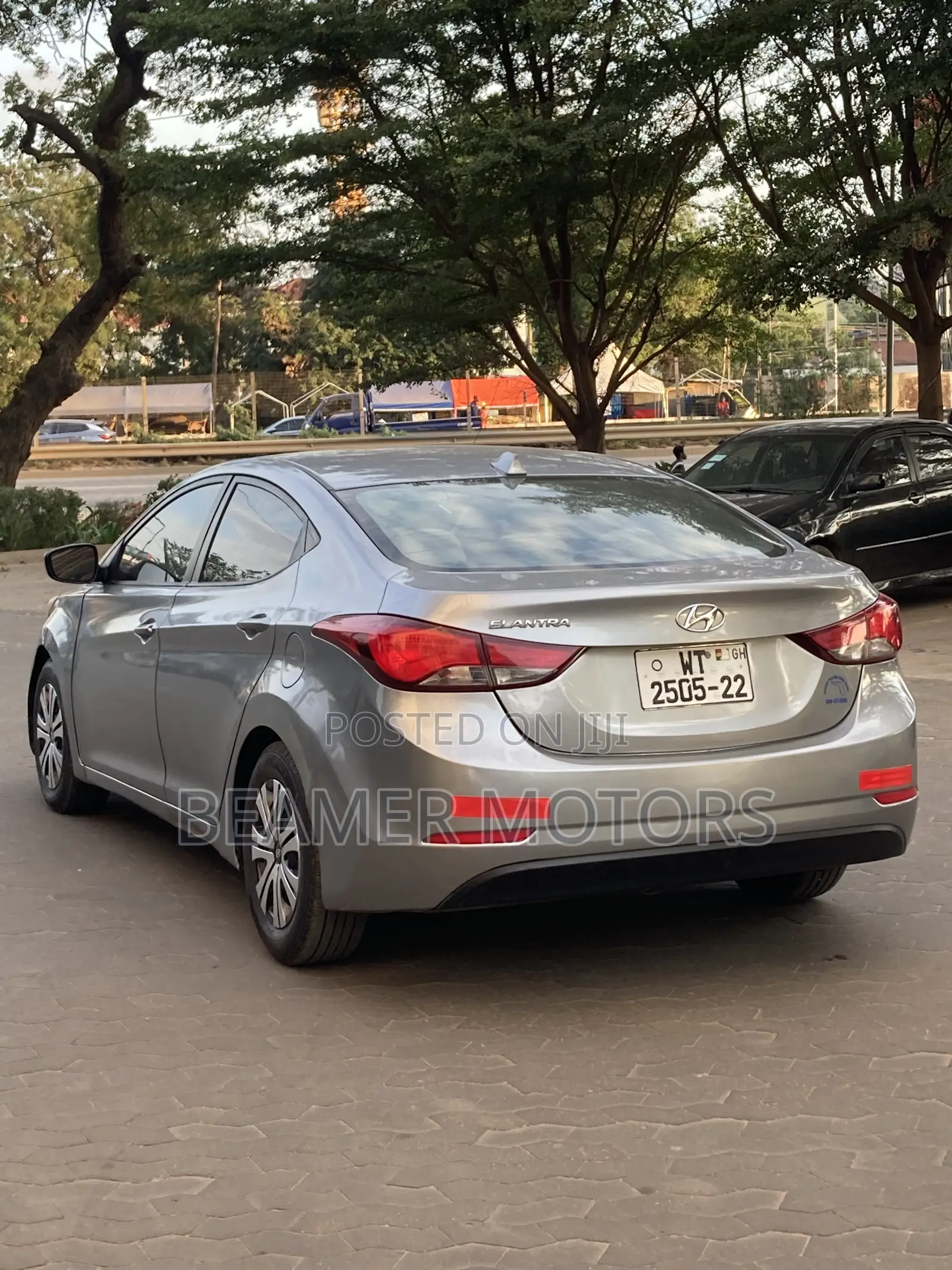 Hyundai Elantra SE Sedan FWD (1.8L 4cyl 6A) 2016 Silver