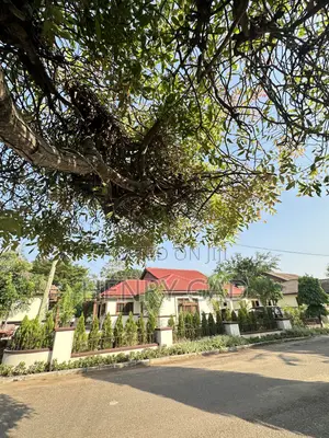 Furnished 4bdrm Villa in Buena Vista Valley, Sakumono for rent