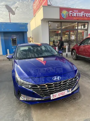 Hyundai Elantra SE 2022 Blue
