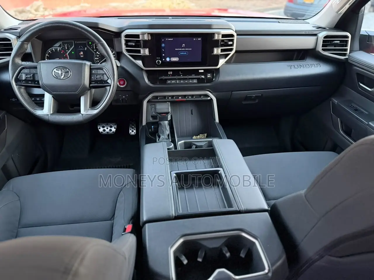 Toyota Tundra 2024 Red