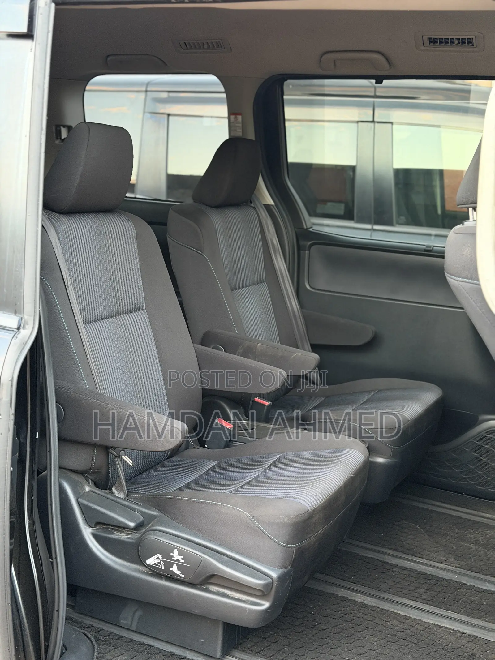 Toyota Voxy 2015 Black
