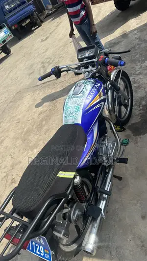 Royal RY150 2022 Blue