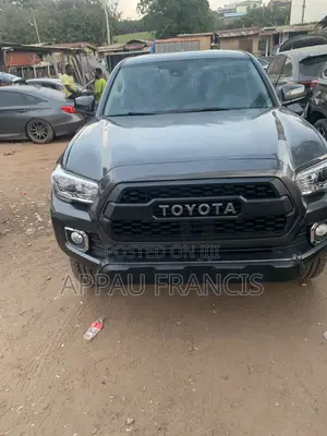 Toyota Tacoma 2020 Gray