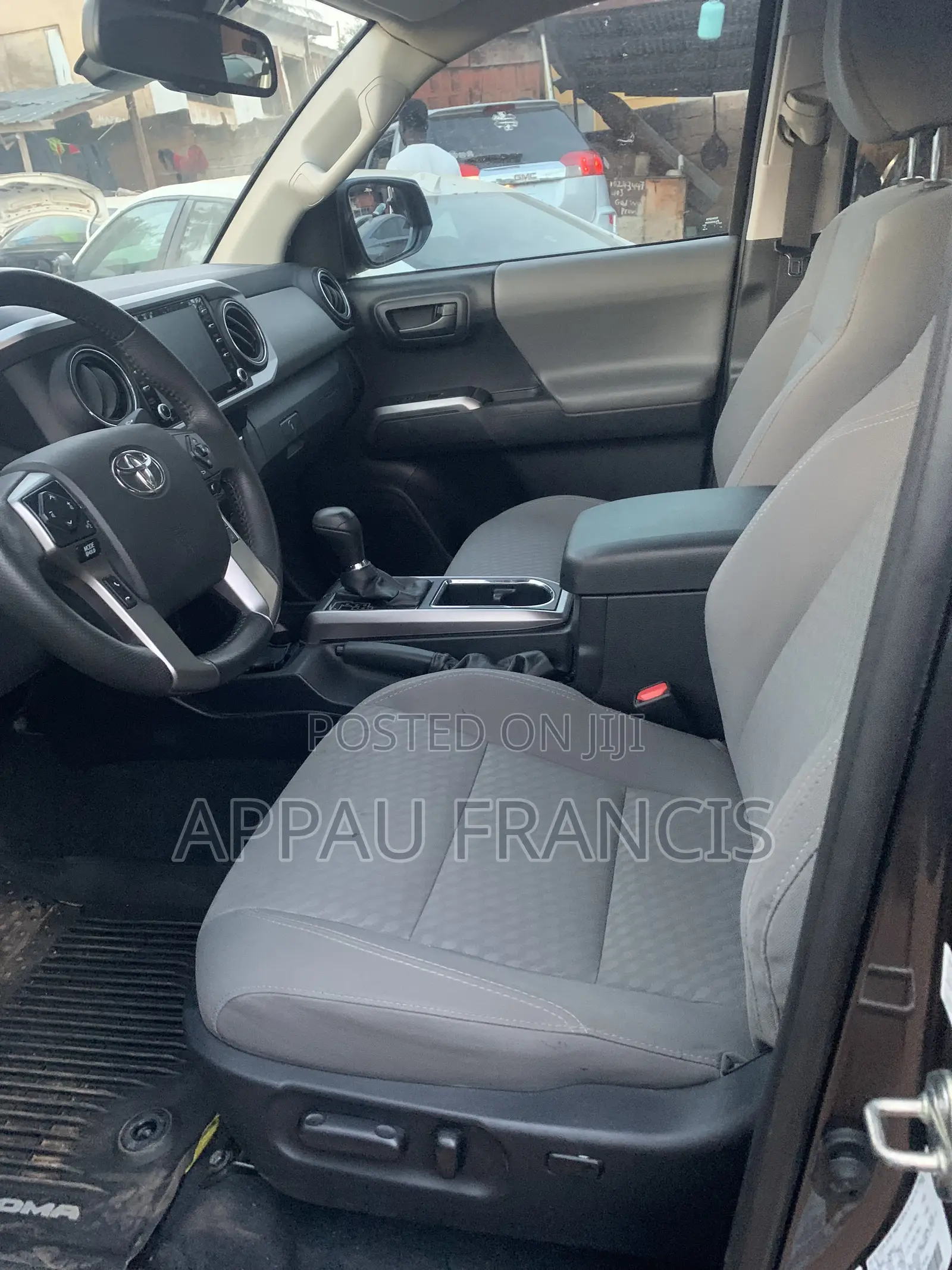 Toyota Tacoma 2020 Gray