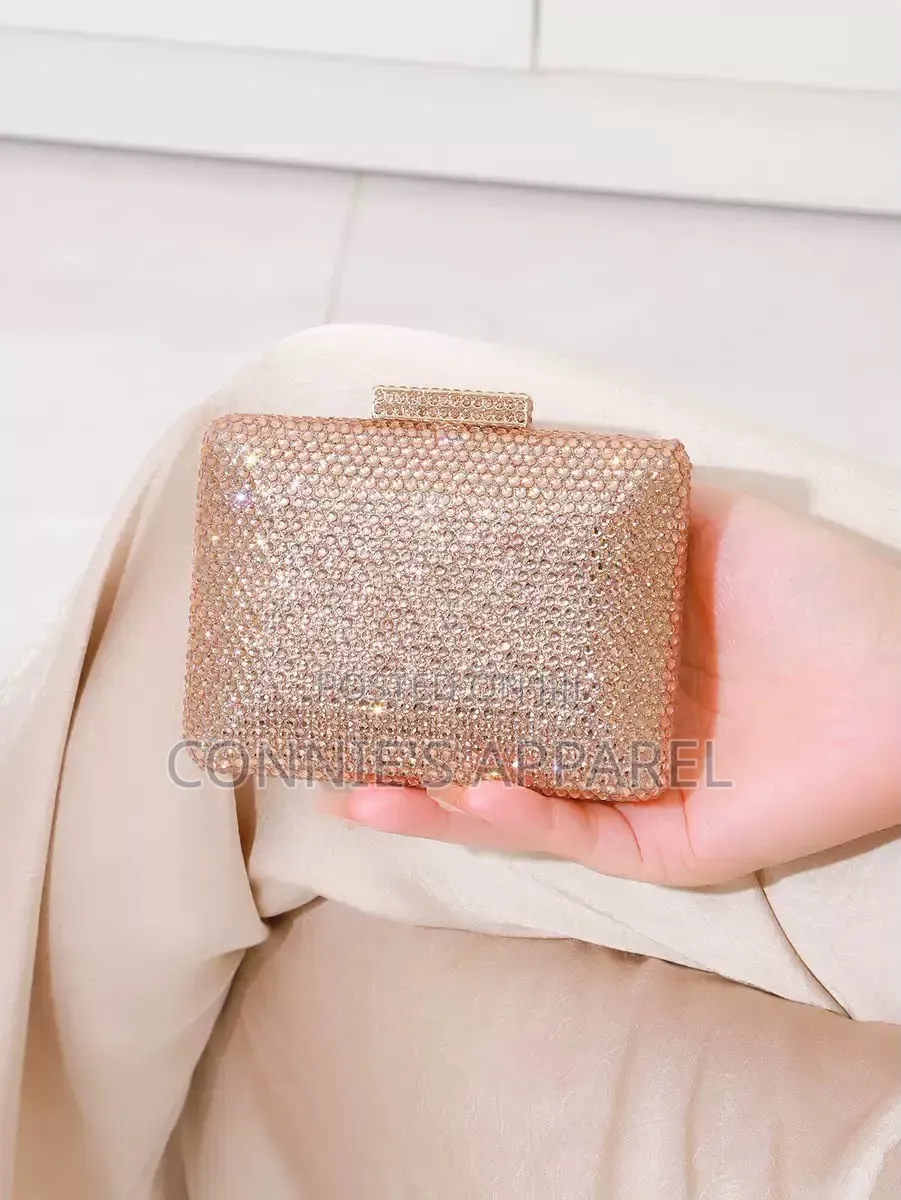Classy Hand Clutch for Ladies