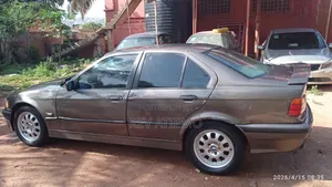 BMW 3 Series 316i RWD 1992 Gray