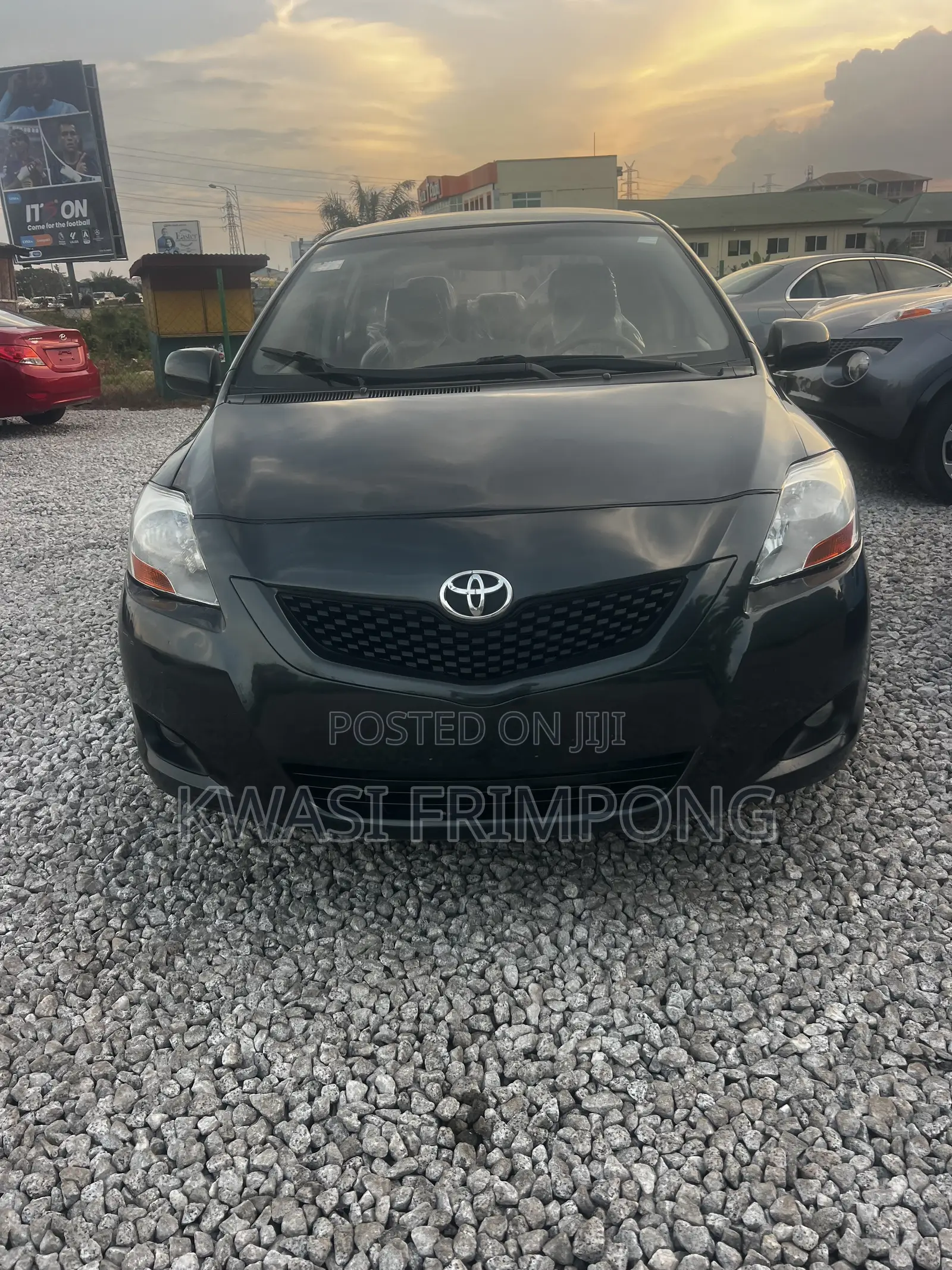 Toyota Yaris 2012 Gray