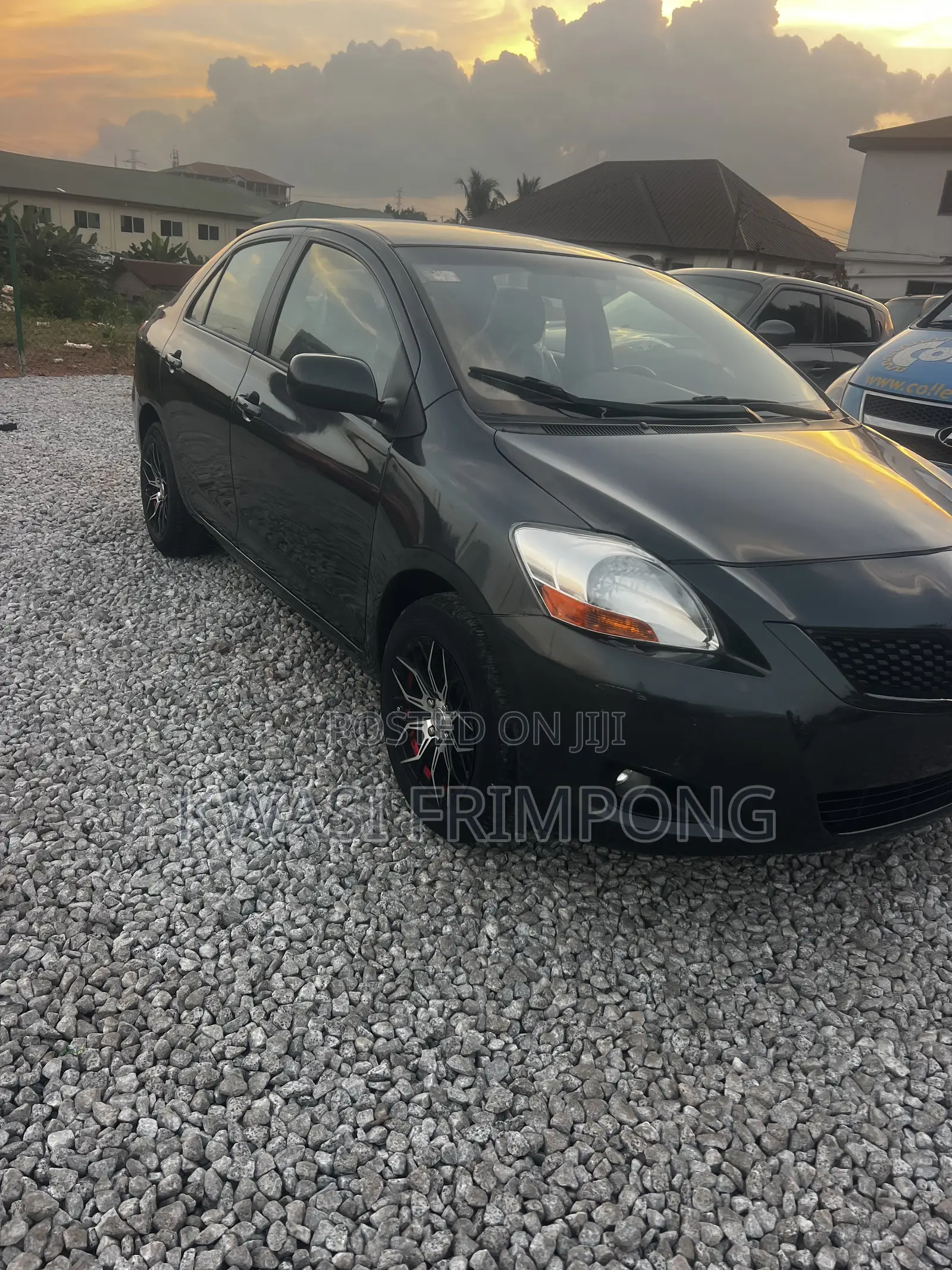 Toyota Yaris 2012 Gray