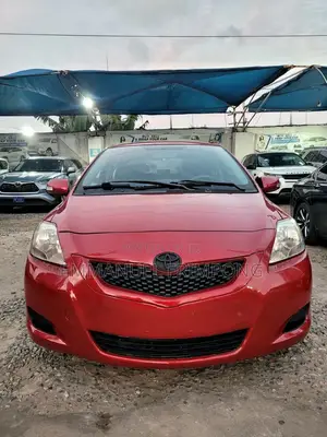 Toyota Yaris 2012 Red