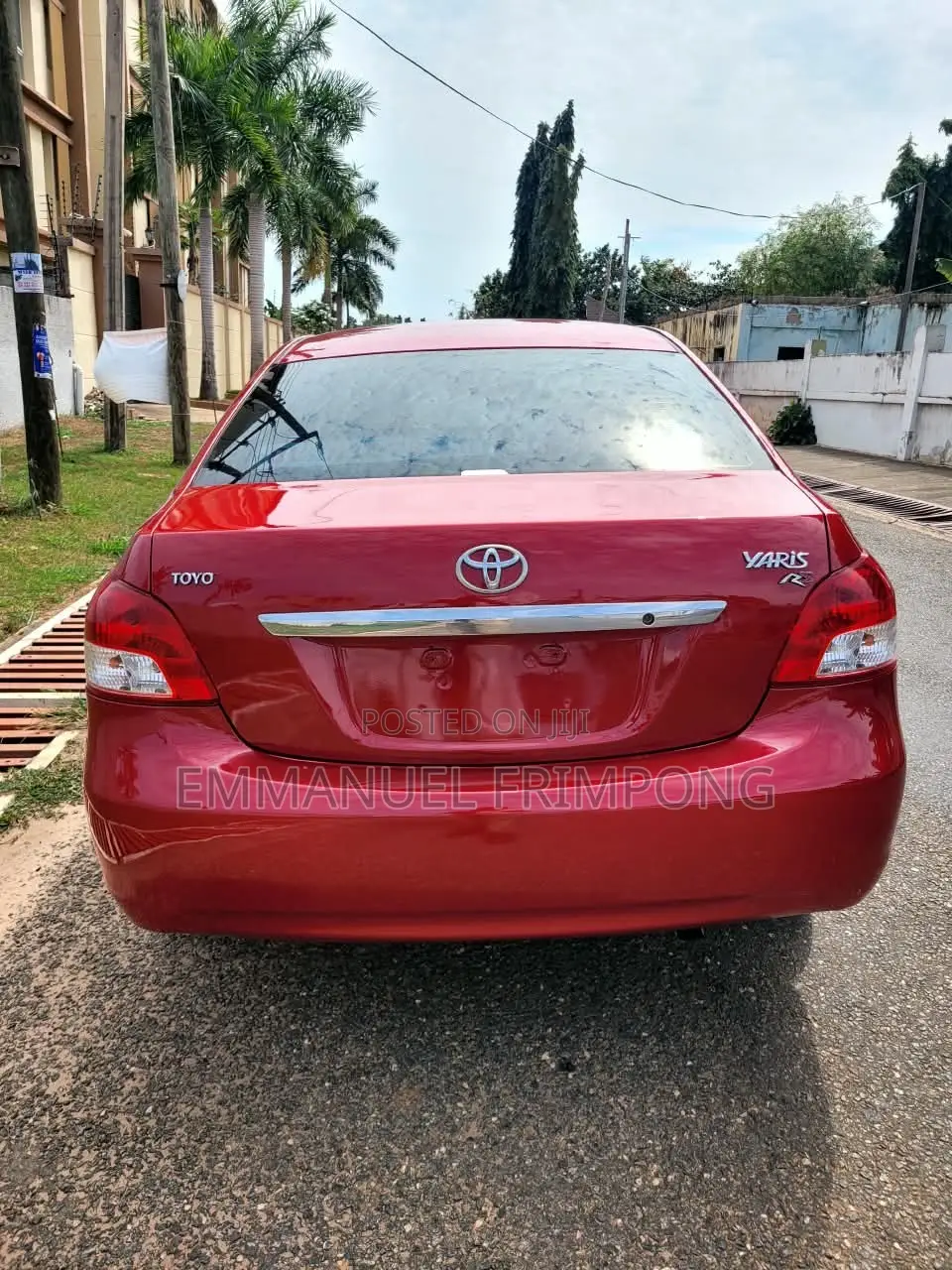 Toyota Yaris 2012 Red