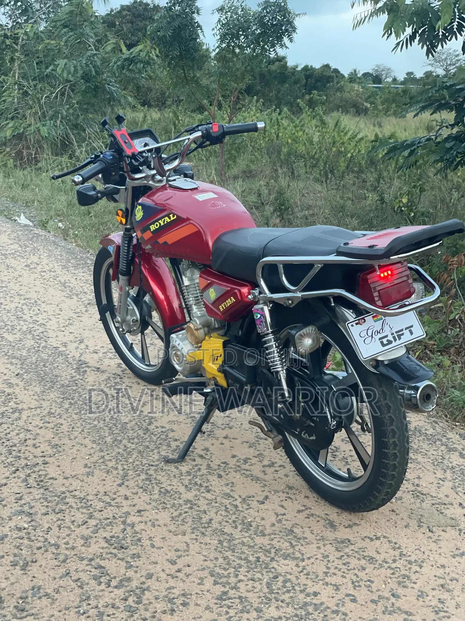 Royal RY125 2025 Red