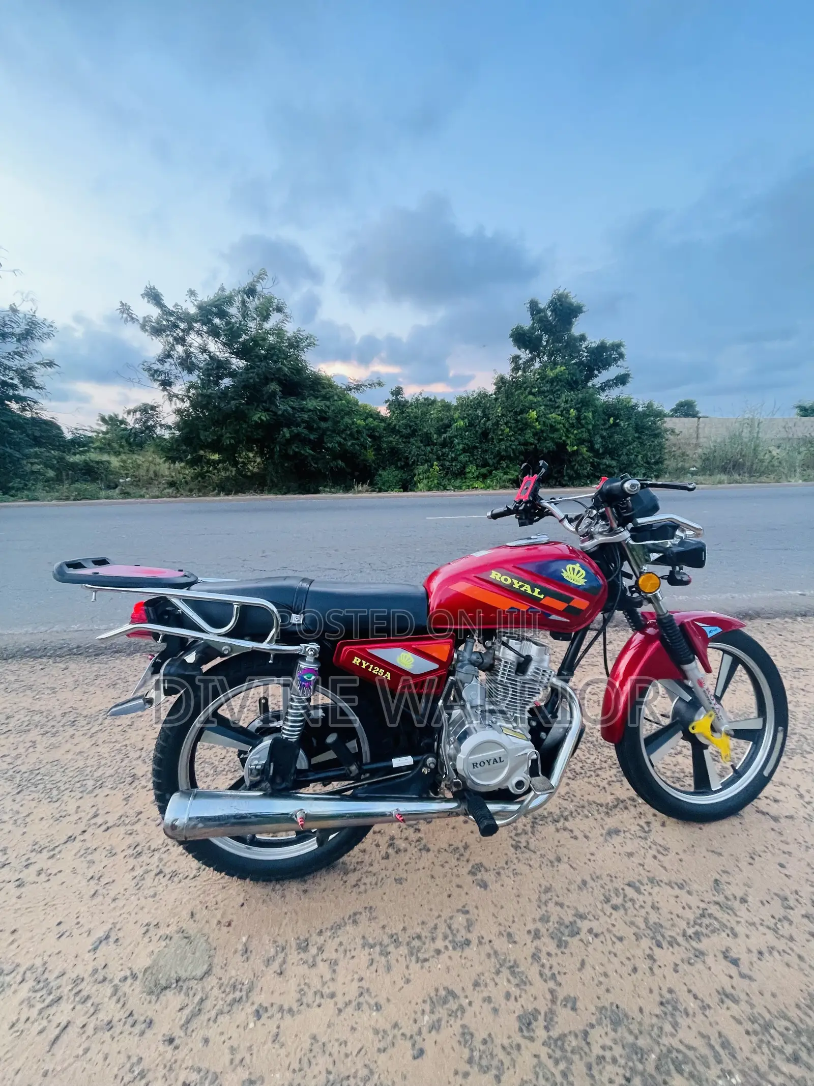 Royal RY125 2025 Red