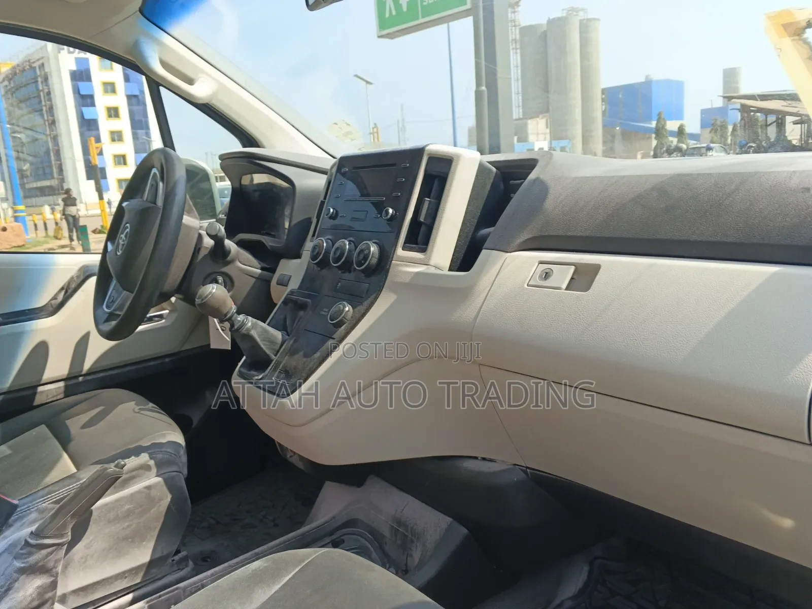 Toyota HiAce 2023 White