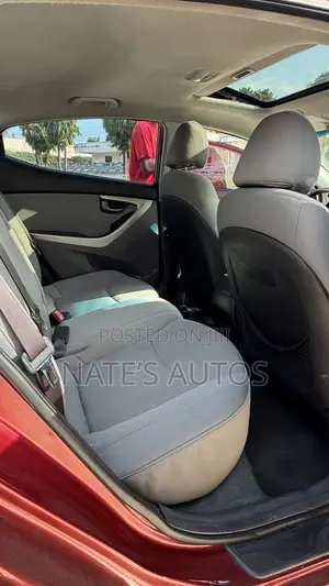 Hyundai Elantra Limited Sedan FWD (1.8L 4cyl 6A) 2013 Red