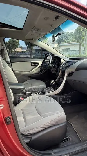 Hyundai Elantra Limited Sedan FWD (1.8L 4cyl 6A) 2013 Red