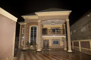 3bdrm Apartment in Dansoman Estate, Keep Fit for sale