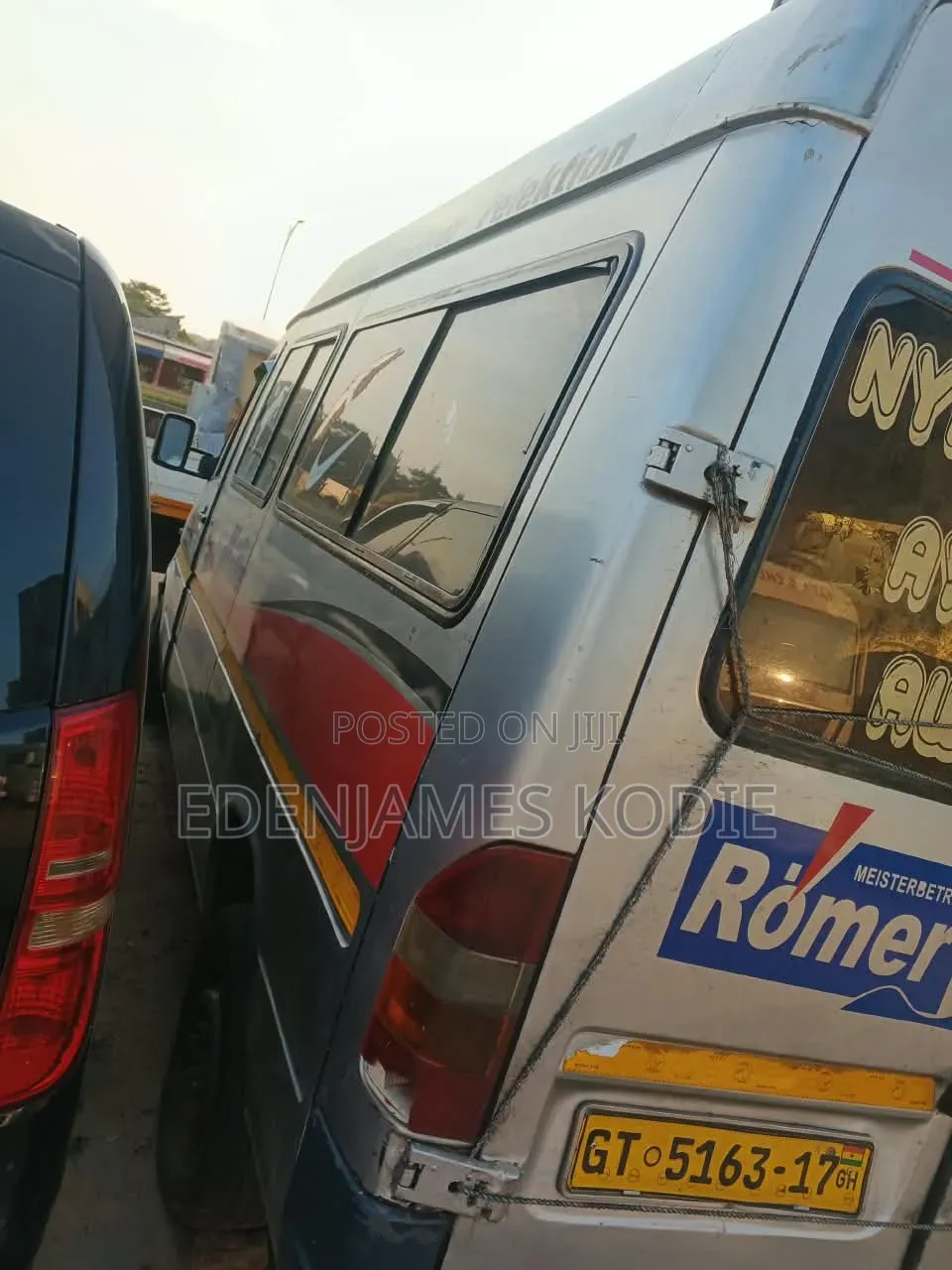 Mercedes-Benz Sprinter 2000 Silver