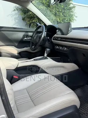 Honda HR-V EX-L AWD CVT w/o BSI 2025 Silver