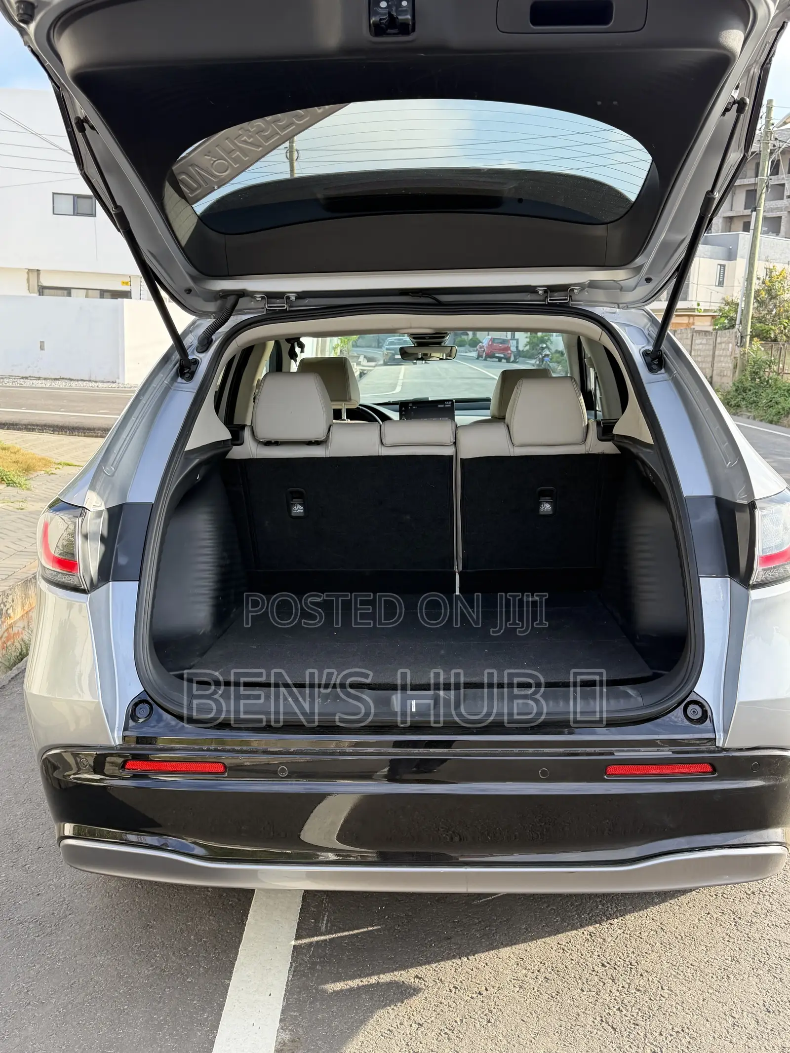 Honda HR-V EX-L AWD CVT w/o BSI 2025 Silver