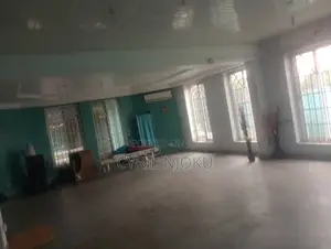 Furnished 10bdrm House in Ghana Link Area for rent