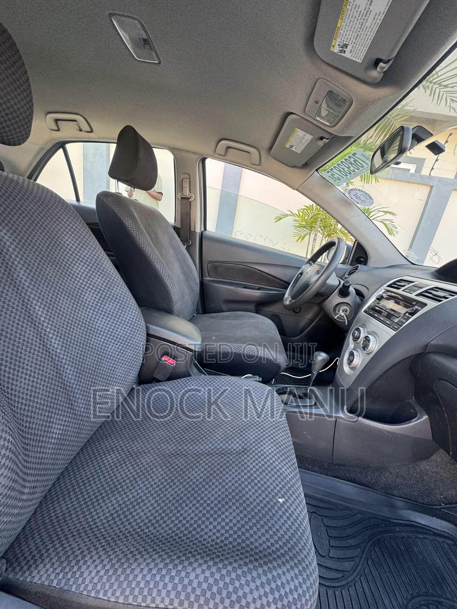 Toyota Yaris 1.5 Automatic 2009 Silver