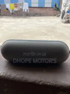 It a Bluetooth Speaker