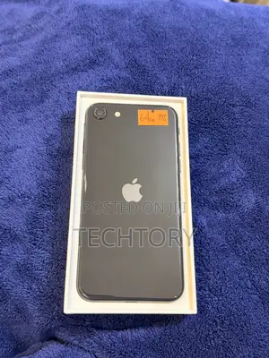 Apple iPhone SE (2022) 64 GB Black