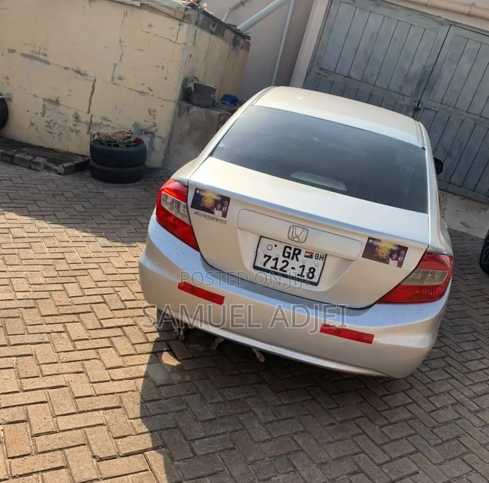 Honda Civic 2012 Silver