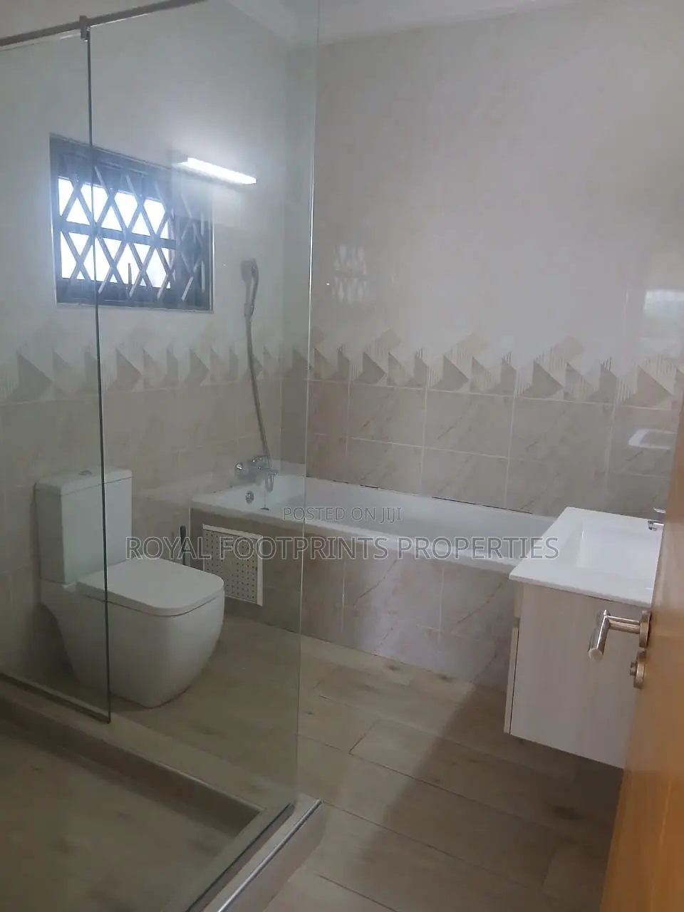 4bdrm House in Royal Footprints, Ashaley Botwe for rent