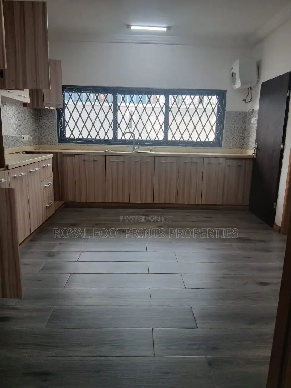 4bdrm House in Royal Footprints, Ashaley Botwe for rent