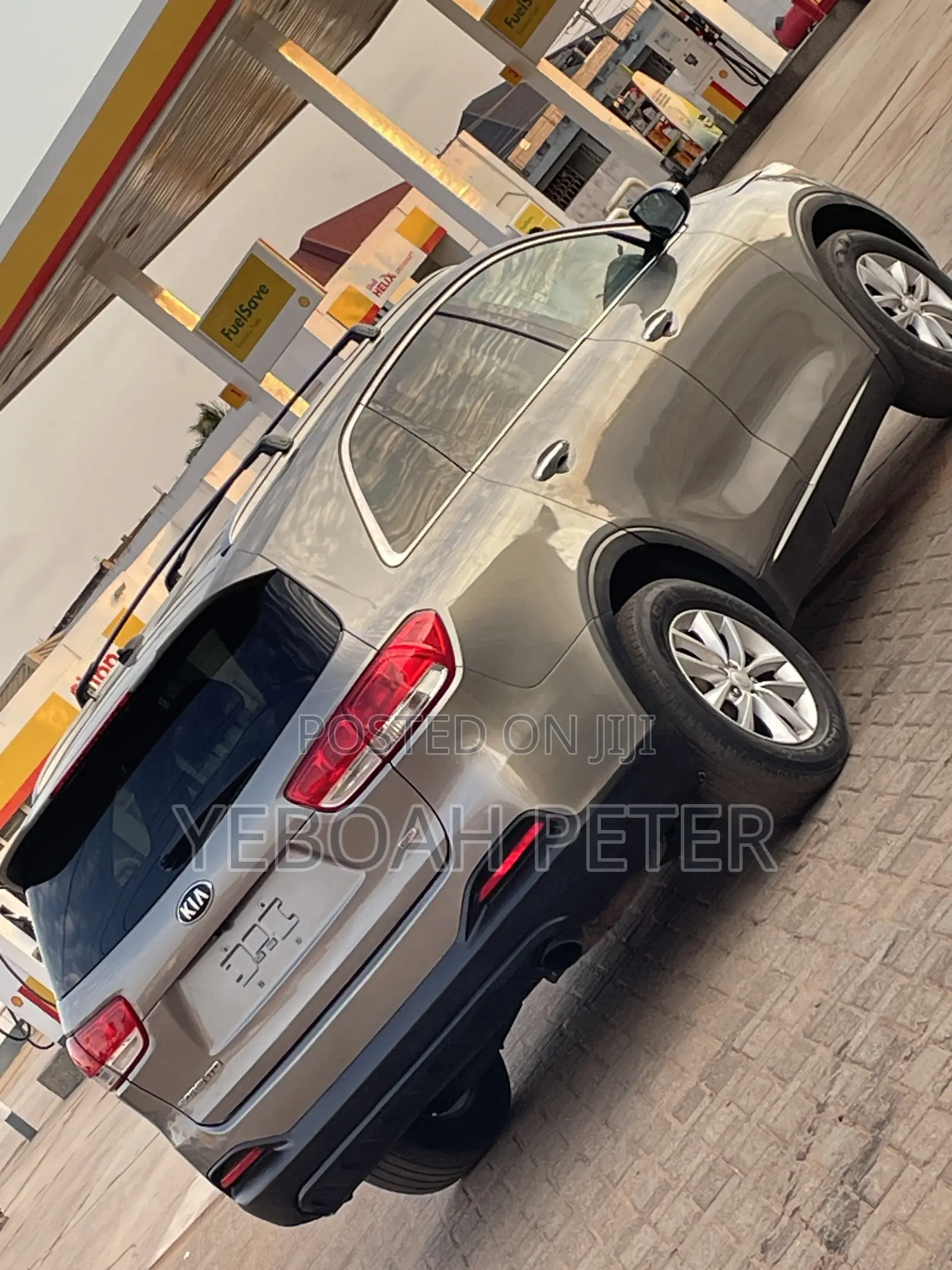 Kia Sorento 4dr SUV 2016 Gray