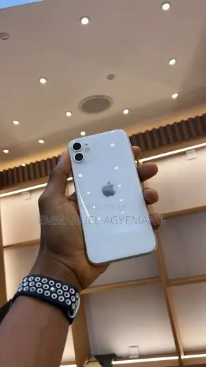 Apple iPhone 11 64 GB White