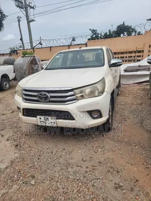 Toyota Hilux Revo Double Cab Deisel 2.8 AWD 2017 White