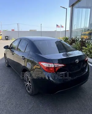 Toyota Corolla 2015 Black
