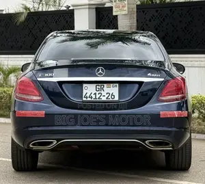 Mercedes-Benz C300 Luxury 4matic Sedan AWD (2.0L 4cyl 7A) 2017 Blue