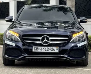 Mercedes-Benz C300 Luxury 4matic Sedan AWD (2.0L 4cyl 7A) 2017 Blue