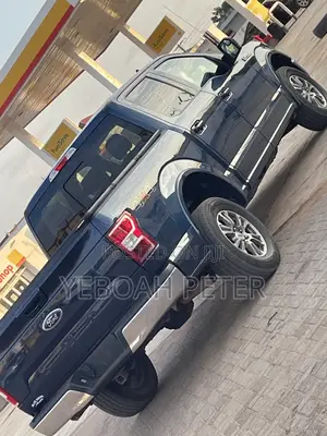 Ford F-150 2018 Blue