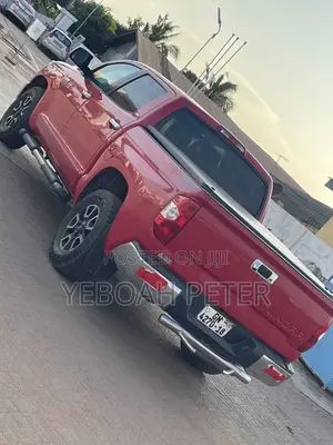 Toyota Tundra 2015 Red