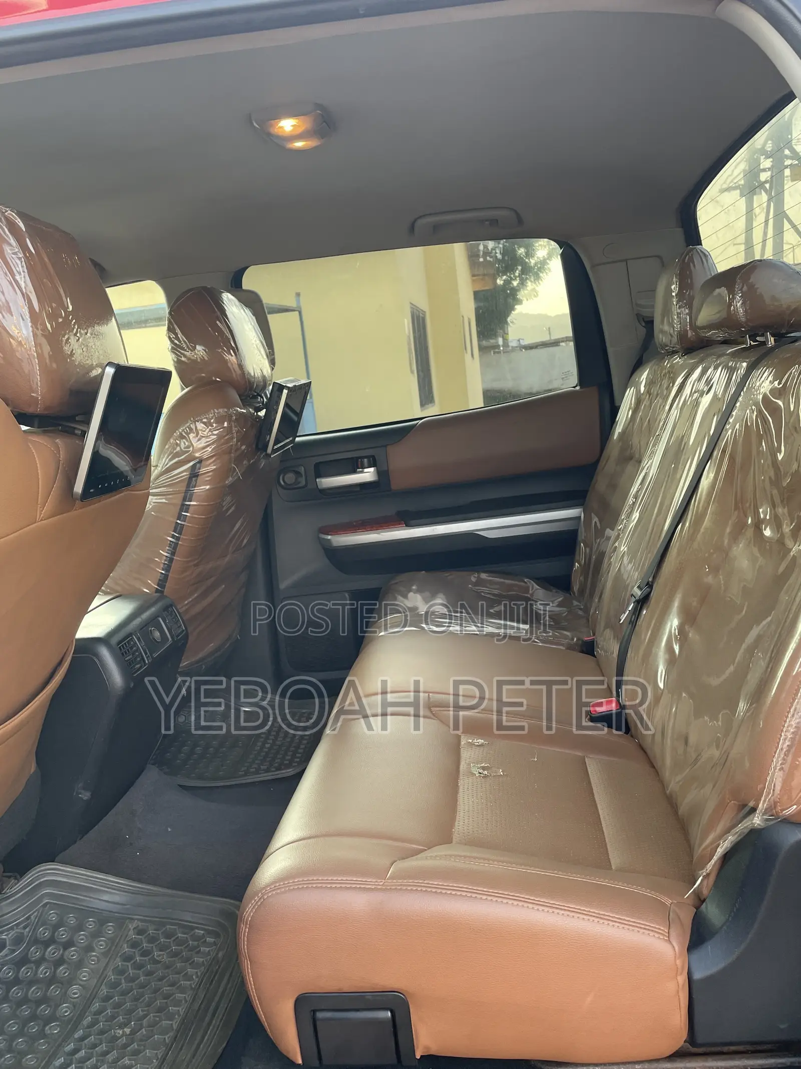 Toyota Tundra 2015 Red