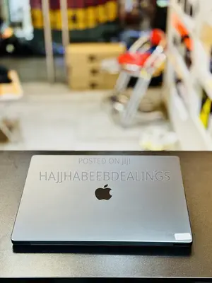 Laptop Apple MacBook Pro 2024 M4 Pro 24GB Apple M4 Pro SSD 512GB