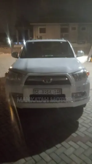 Toyota 4-Runner 2012 White