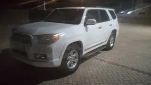 Toyota 4-Runner 2012 White