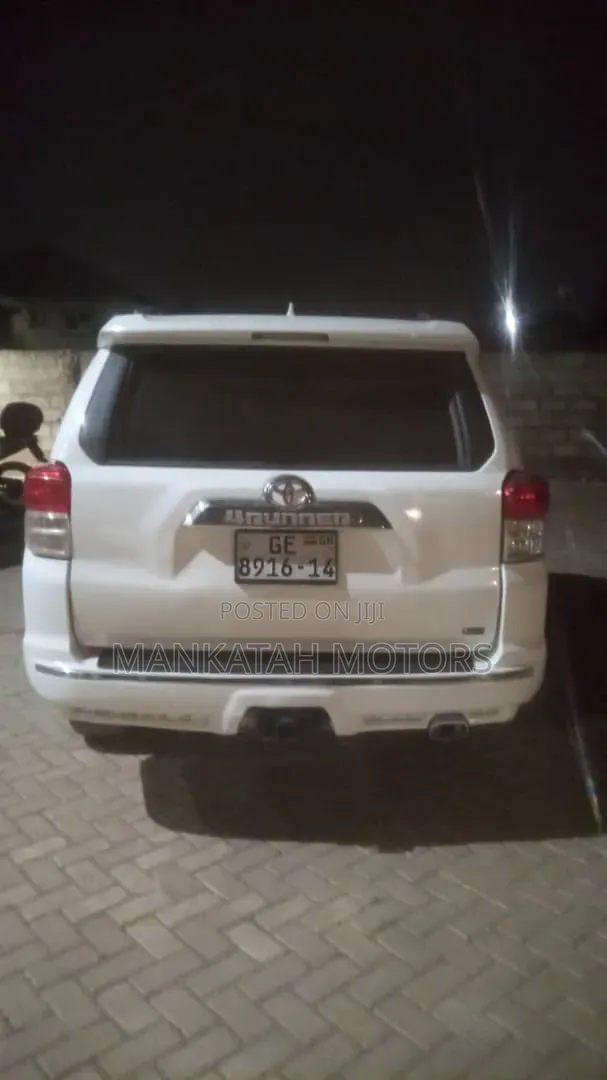 Toyota 4-Runner 2012 White