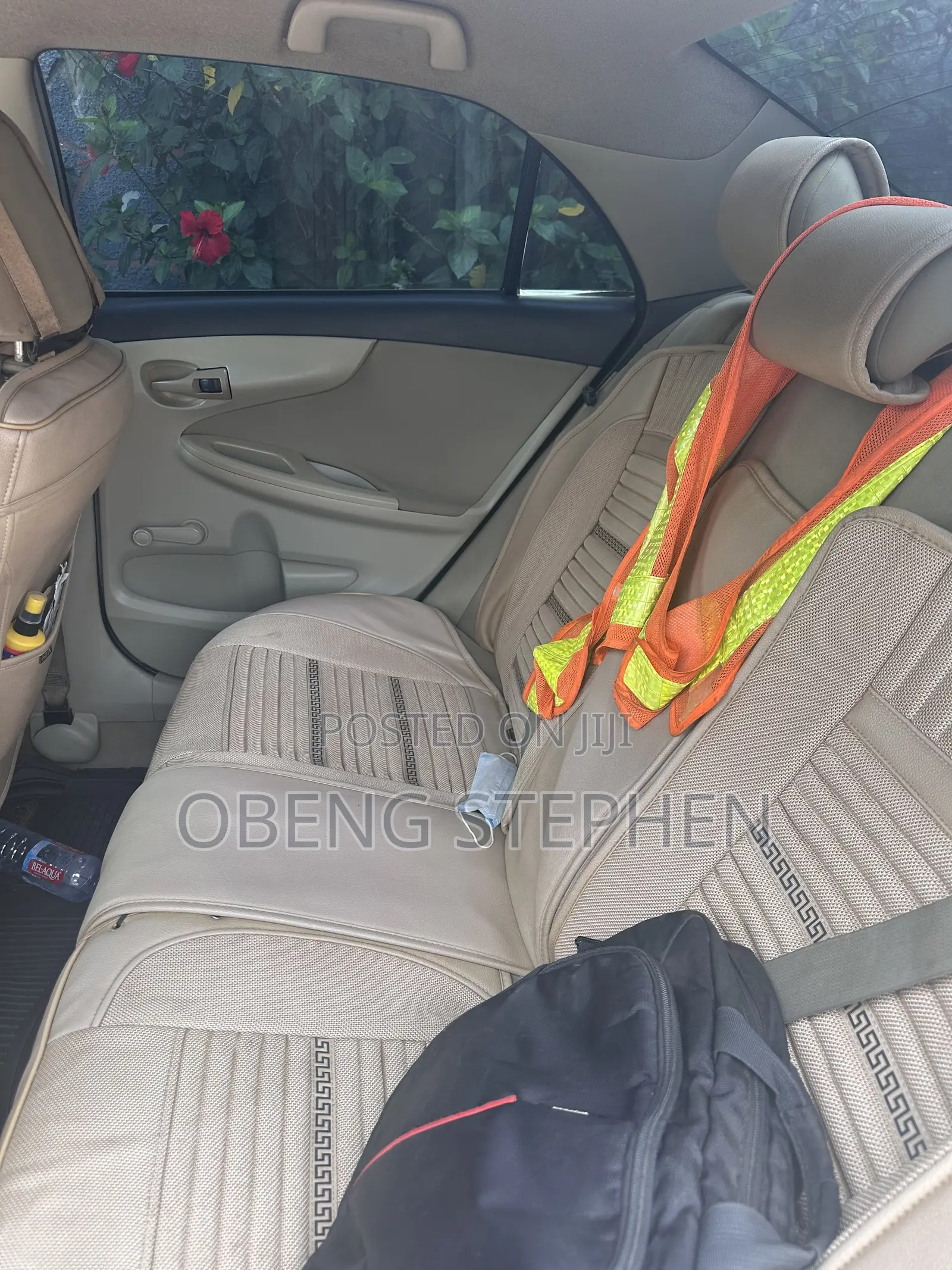 Toyota Corolla LE 4dr Sedan (1.8L 4cyl 4A) 2013 Gold