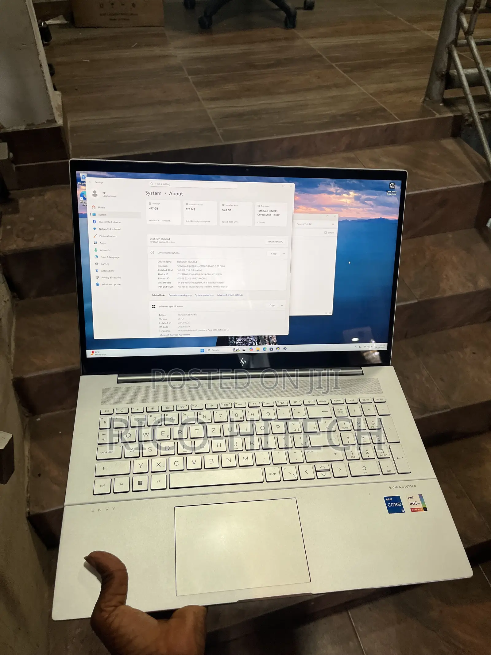 New Laptop HP Envy 17 16GB Intel Core i5 SSD 512GB