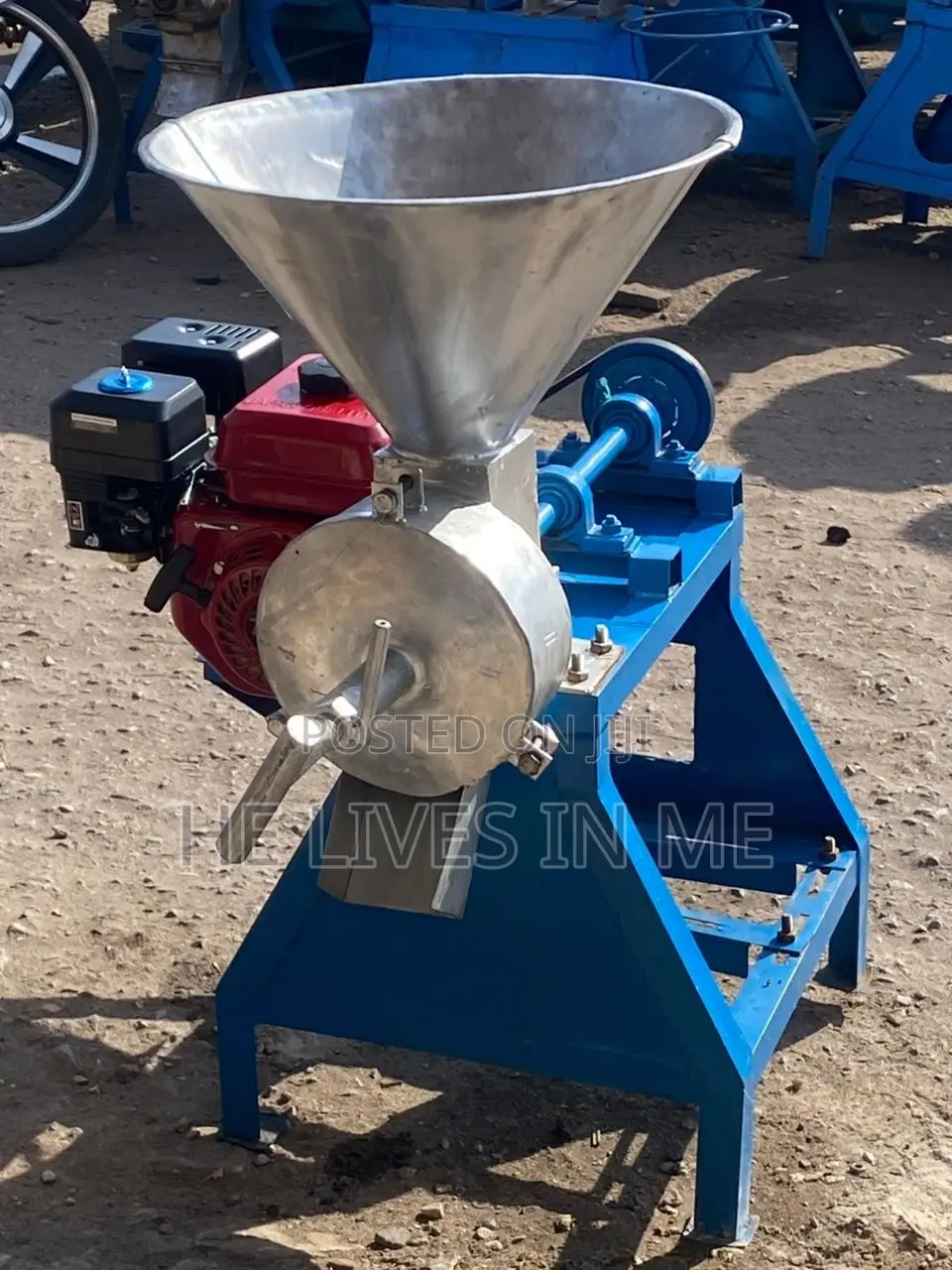 Pepper Grinding Machine With Electric Motor .And Petrol Engine.
